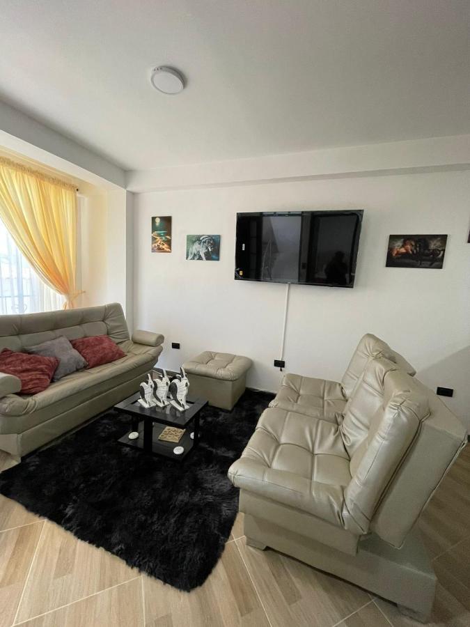 Moderno Apto Familiar Piso 2 *