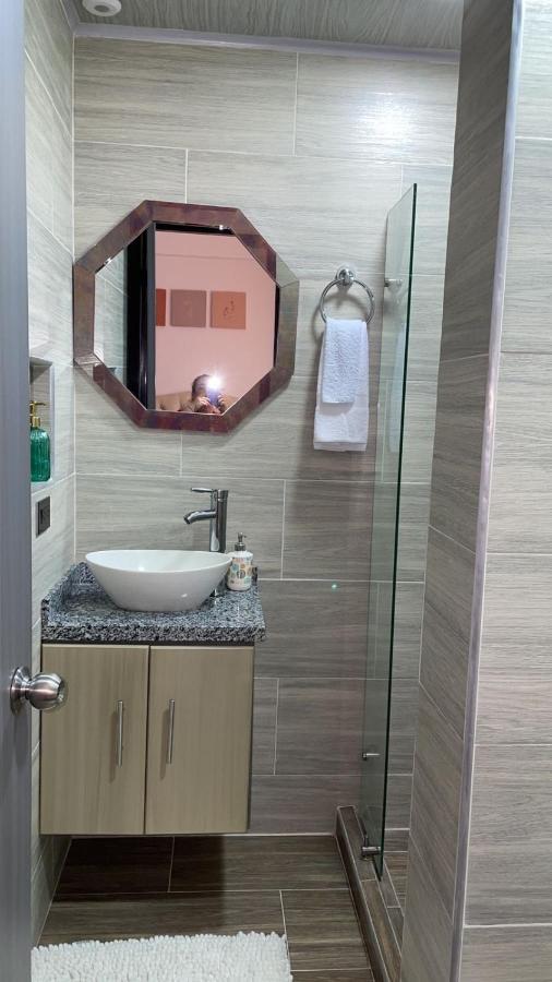 Moderno Apto Familiar Piso 2 Apartment